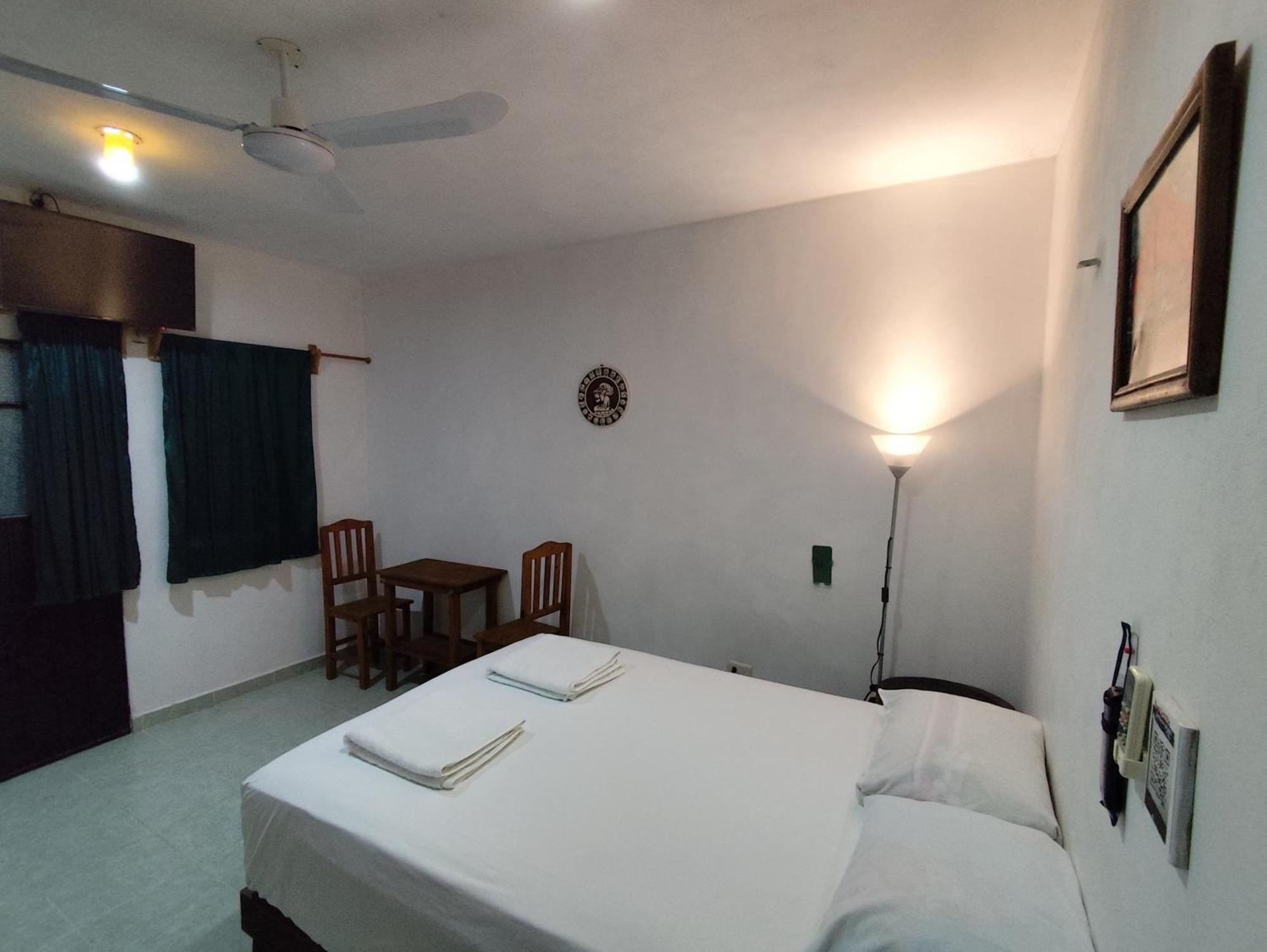 Alojamiento Ya'Ax Nah Playa del Carmen Kültér fotó